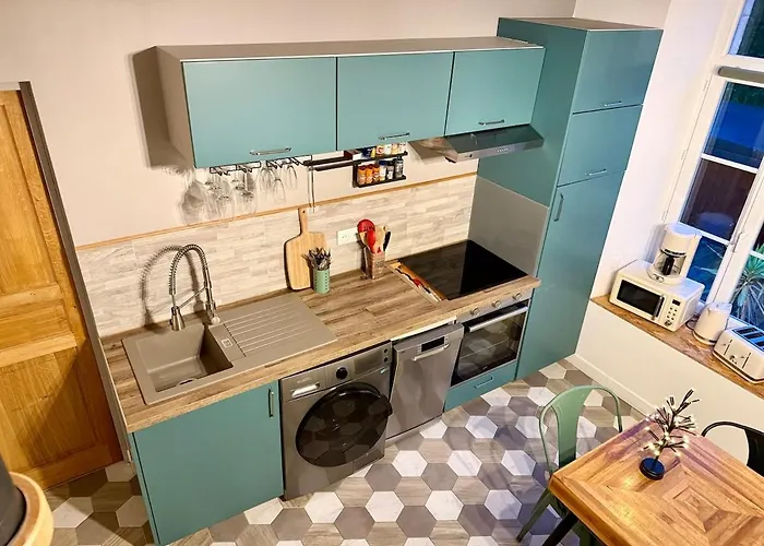 1 à 6 Pers Joly Marquise